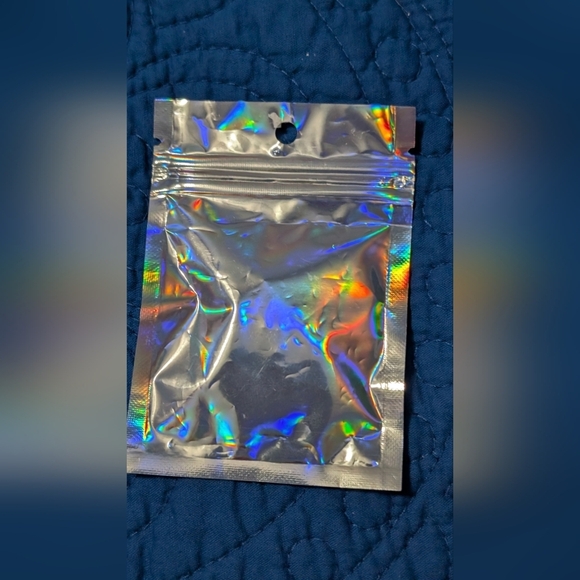 Inspirational Silver Keychain with Flower Charm (New) - Picture 4 of 4